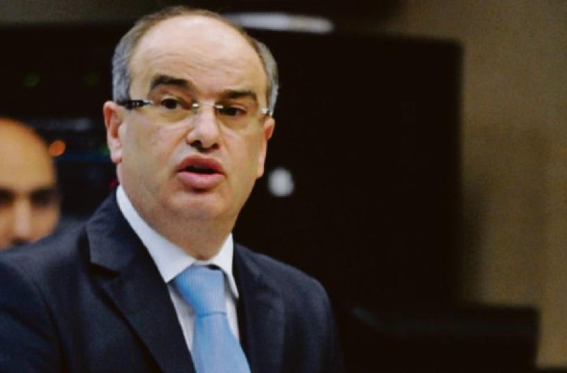 Regione, Zullo gi&agrave; boccia Decaro. Il senatore FdI: &laquo;Finora solo chiacchiere&raquo;