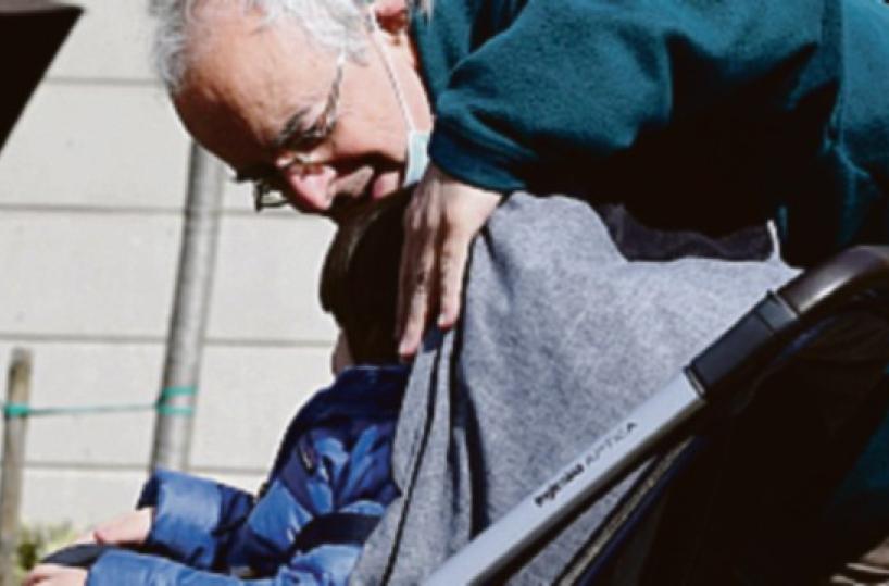 Tra nonni e nipoti niente amore per obbligo di legge