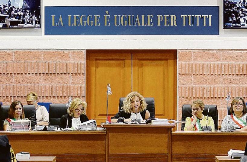 Ex Ilva di Taranto, bugie al processo: sono indagati sei testimoni