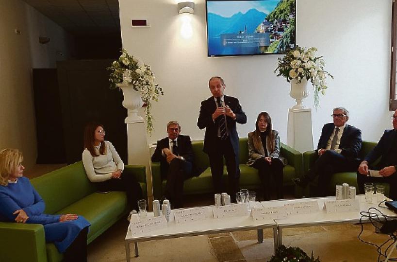 Tumori, la pandemia dimenticata; l'appello di Schittulli: «Investire sulla salute»