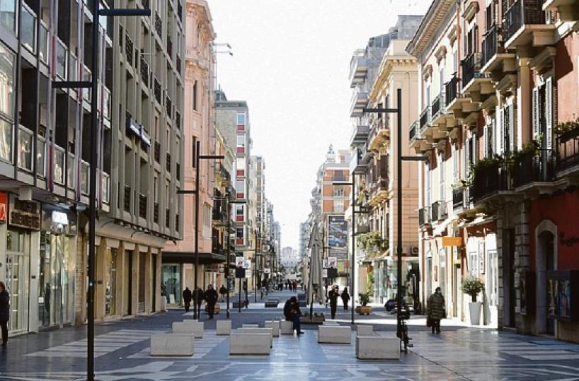 Calano le saracinesche: a Bari in 10 anni persi oltre 500 negozi
