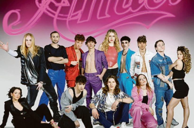 Serale di «Amici» la grande sfida con 13 talenti
