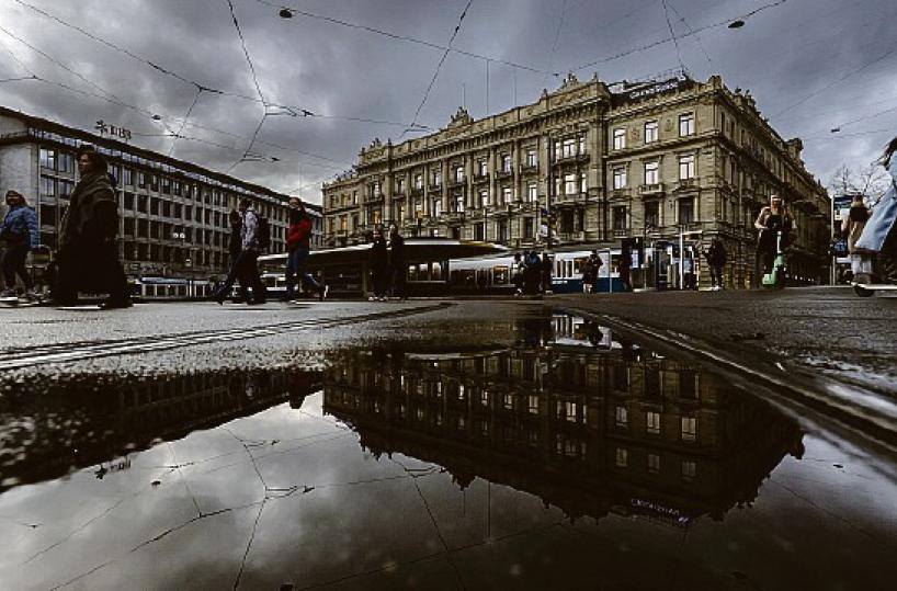 Meno domanda aggregata (e deregolamentazione) alla base delle crisi bancarie