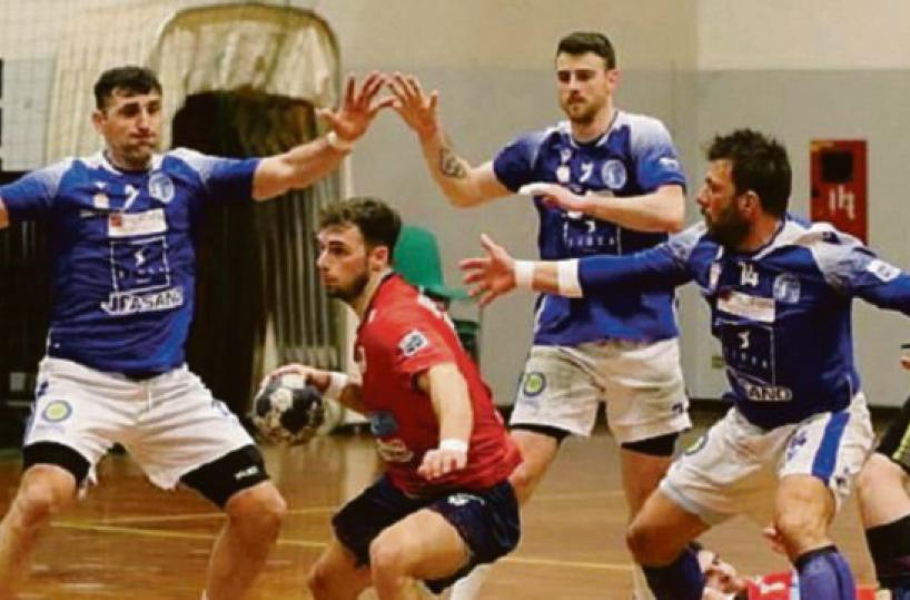 Pallamano, volo spezzato per il Conversano: sette punti di penalizzazione