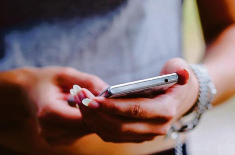 Corato, il cellulare viene rubato, gruppo di adolescenti si mobilita e lo ritrova