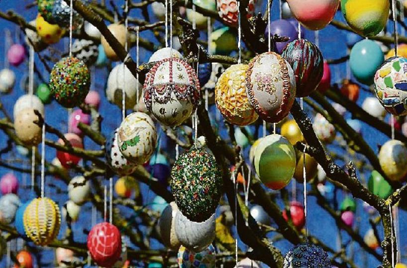 Ecco l’Albero pasquale e la volontà dell’uomo di rinascere a vita nuova
