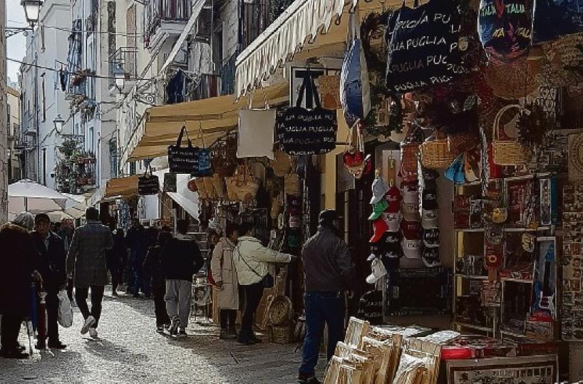 Bari, Pasqua bagnata ma fortunata: tanti gli arrivi dall'estero