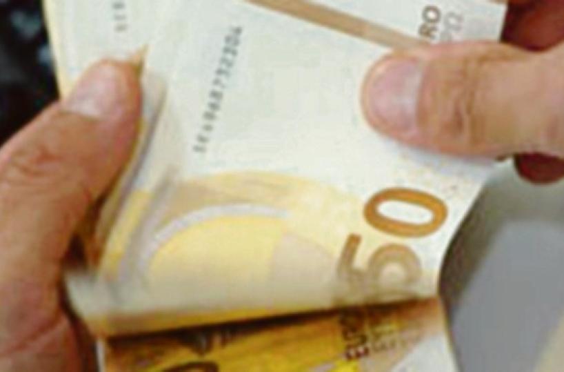 Puglia, quasi la metà della popolazione risulta indebitata con banche e finanziarie
