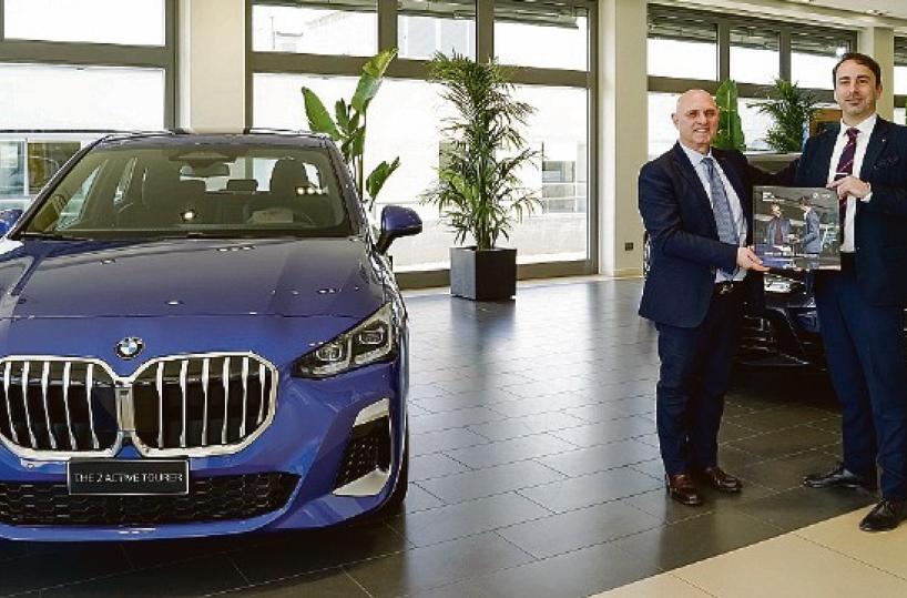 Bmw,  l'Ultramotor di Matera riceve l'ambito  «Ambassador del Sud»