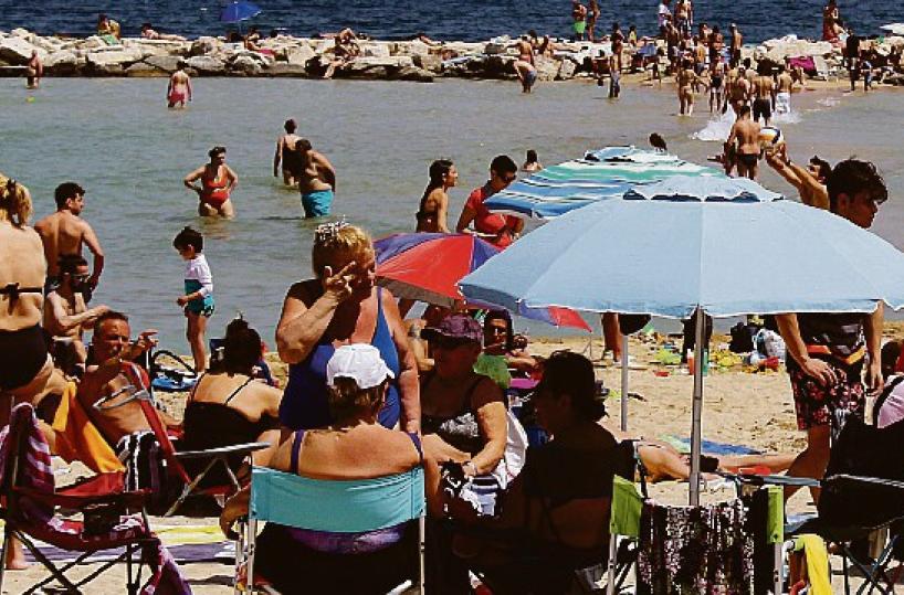 Bari, tassa di soggiorno: «Pronti a impugnare»