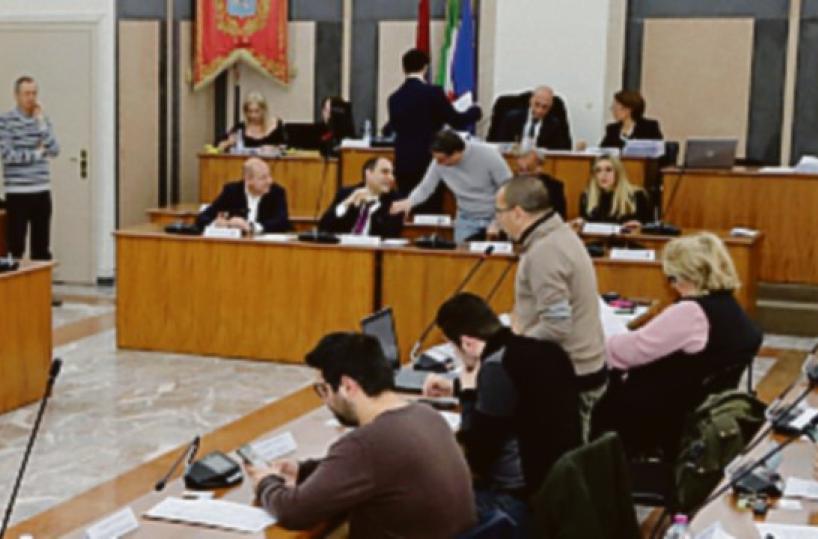 Taranto, la nuova giunta Melucci arriva dopo l’ok al rendiconto