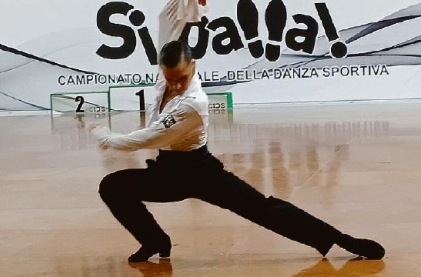 Cosimo, 16 anni, audioleso campione di danza sportiva: Molfetta orgogliosa di lui