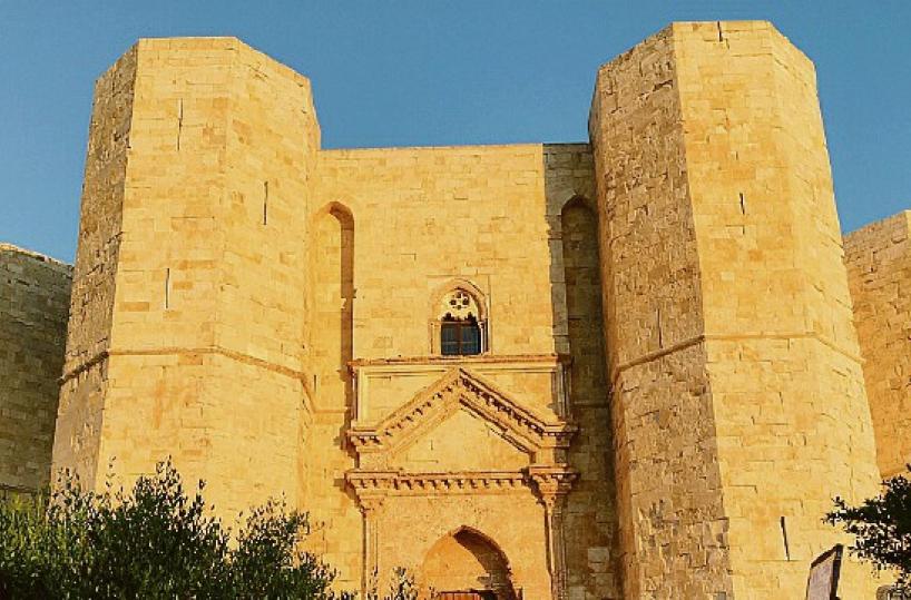 Giorgia Meloni prepara il G7 da Borgo Egnazia: Castel del Monte altra sede possibile