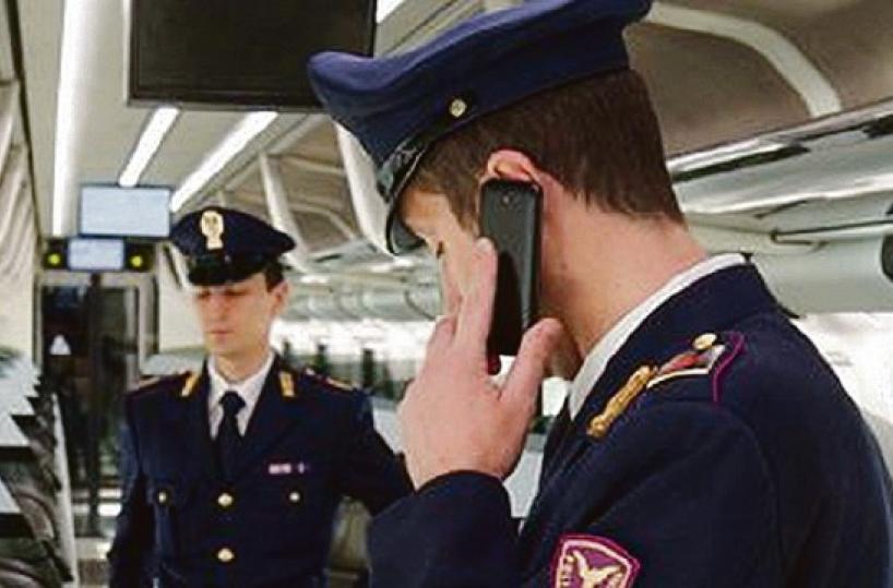 Lecce, dalla stazione una telefonata: «Basta, la faccio finita».  Salvato da due agenti