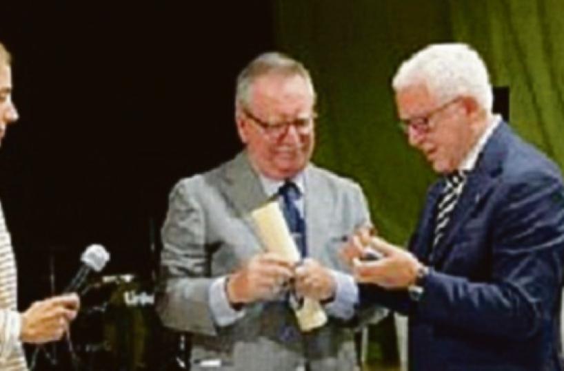 L'altra Foggia: si congeda dalla banca e dona le aule «immersive» all’Assori