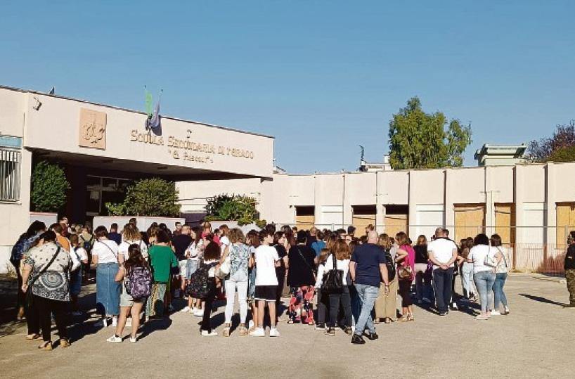 Ceglie Messapica, schiarita sul caso delle classi trasferite a inizio anno