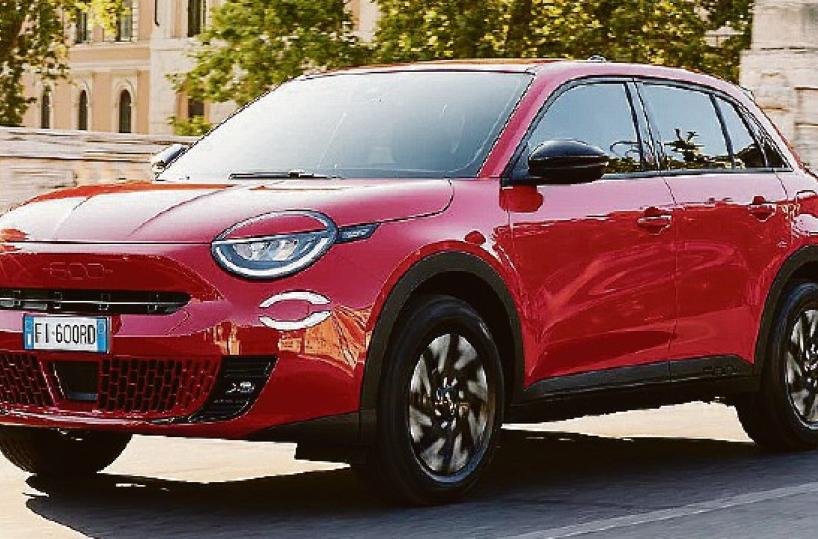 Un’auto che ha fatto storia: gli italiani ritornano al volante della Fiat 600 