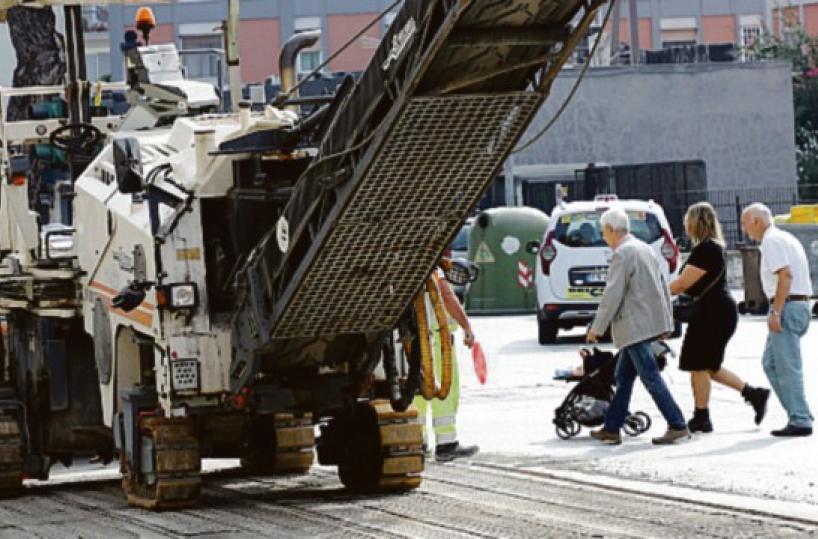 Viabilità e cantieri da incubo a Bari: traffico da delirio con polemiche e proteste 