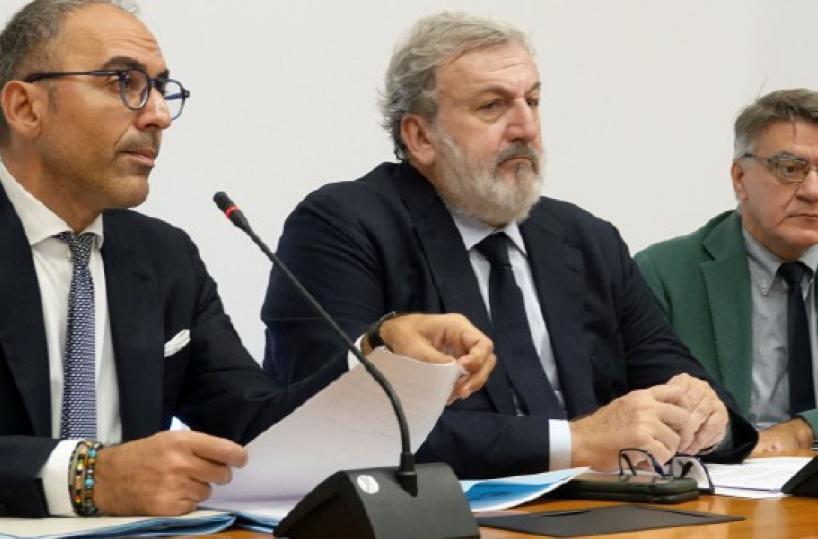 Strade, teatri e scuolabus: la Puglia investe 42 milioni