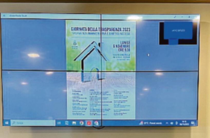 Bari, nascosti gli stipendi dei dirigenti regionali: «C'è la privacy» 