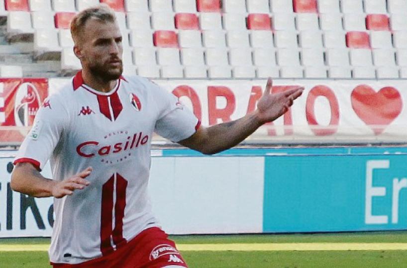 Bari,  il mercato per l’assalto alla A si avvicina