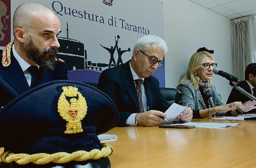 «Troppe armi in giro a Taranto»: allarme della Polizia dopo il blitz