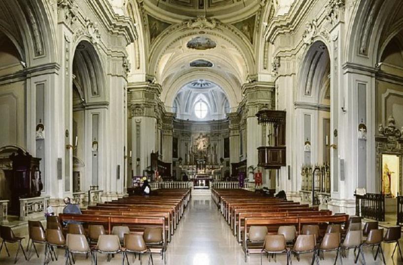 Molfetta, furto nella Cattedrale: rubano le offerte destinate a Gaza