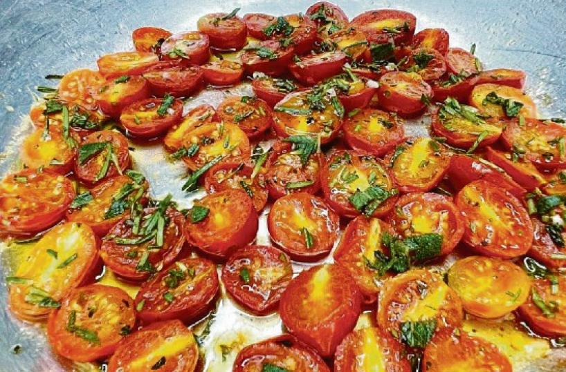 Nella terra del Primitivo cresce il pomodorino di Manduria