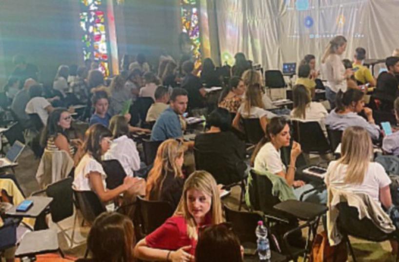 Corso fantasma per abilitare insegnanti: a Bari in 200 da tutt’Italia, ma è una truffa