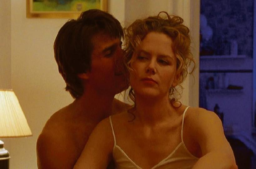 Crisi di coppia e desideri oscuri nel film capolavoro di Kubrick con Tom Cruise e Nicole Kidman