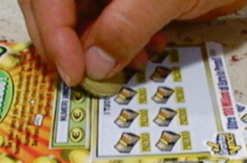 Taranto, truccano un Gratta&vinci da 10 milioni ma vengono scoperti: in 3 a processo