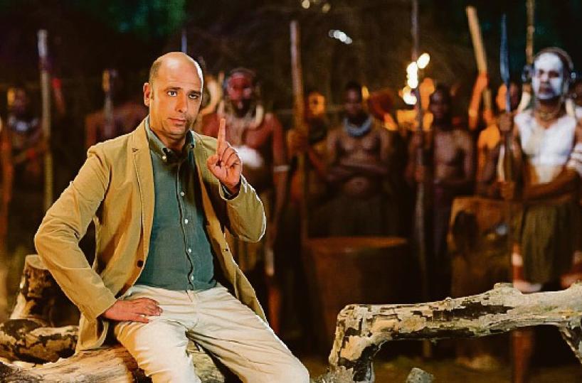 Zalone giramondo col posto fisso nel film «Quo vado» di Nunziante record di incassi al botteghino