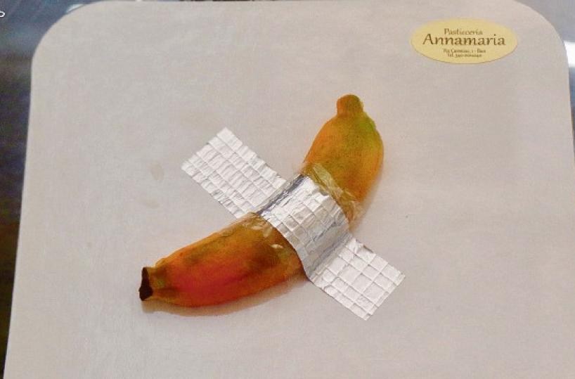 Altro che Cattelan, da Bari arriva la banana di pasta di mandorla 
