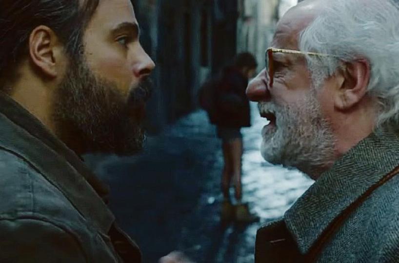 L’incontro fra un famoso scrittore e un ex nazi attratto dall’Islam in una Napoli di ombre e speranze