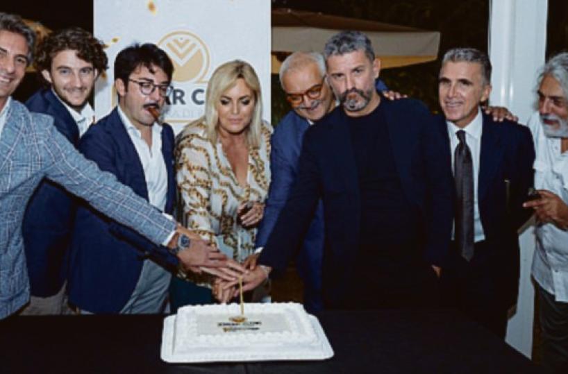 Cigar Club a Bari, dieci anni e tanti progetti: ecco il presidio per l’arte del fumo «lento»