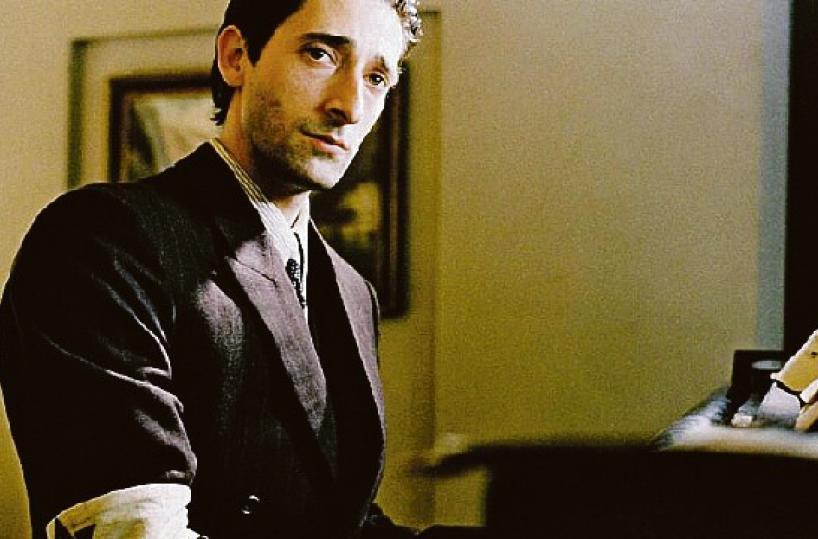 Nel film da Oscar di Polanski la storia di un pianista ebreo nella Varsavia presa dai nazisti
