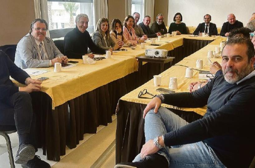 Fratelli d’Italia a caccia del candidato anti Decaro per le Regionali in Puglia