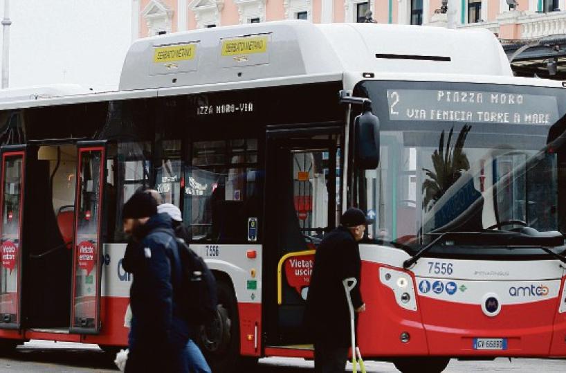 Amtab, il fratello e il nipote del boss potrebbero rientrare in azienda: «Il licenziamento non è giustificato»