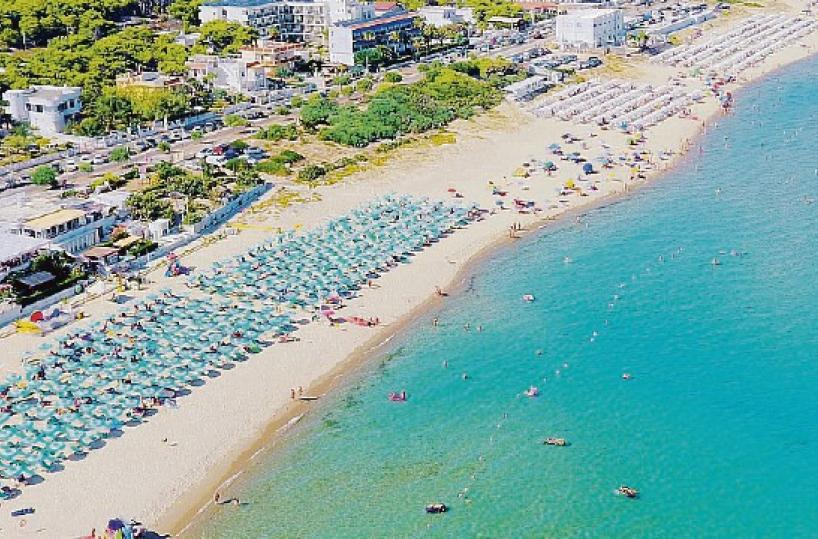 Castellaneta Marina, partono i bandi per le spiagge e scoppia il caos. Gli imprenditori: così si uccide il turismo