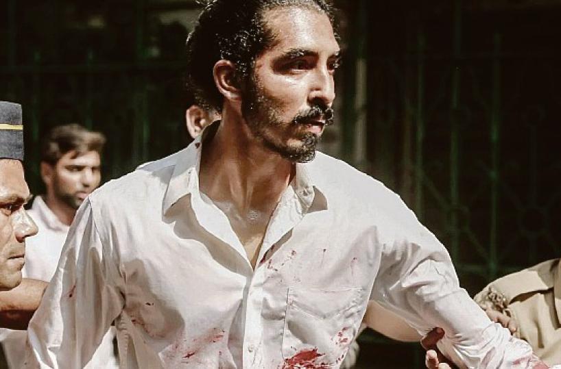 La serie di attacchi terroristici nei luoghi simbolici di Mumbai ricostruita nel film di Maras
