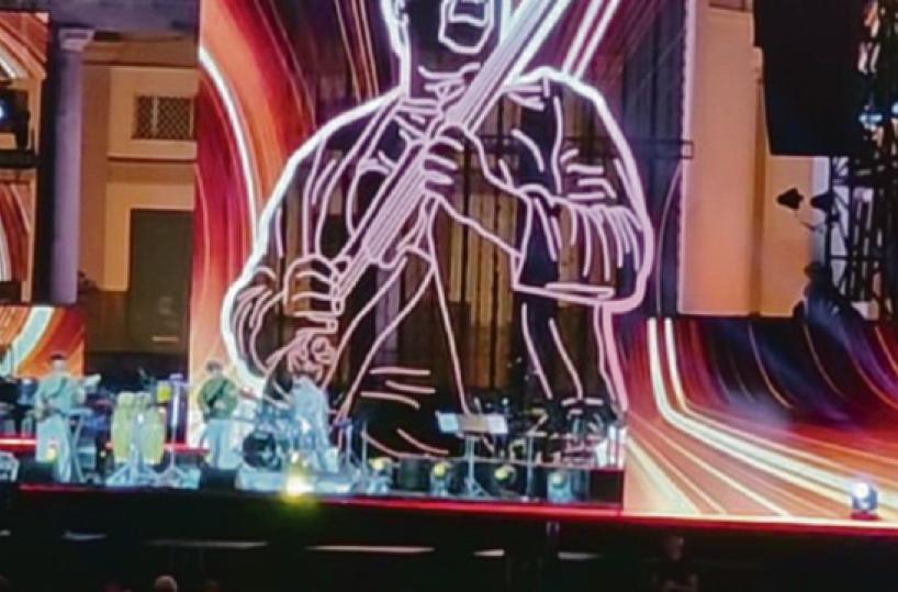 Musica e ricordi nello show tributo a Pino Daniele