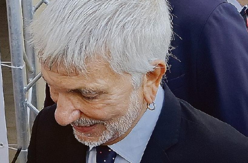 Vendola, elezioni a rischio: la costituzione di parte civile della Regione può farlo decadere. La difesa: «Problema inesistente»