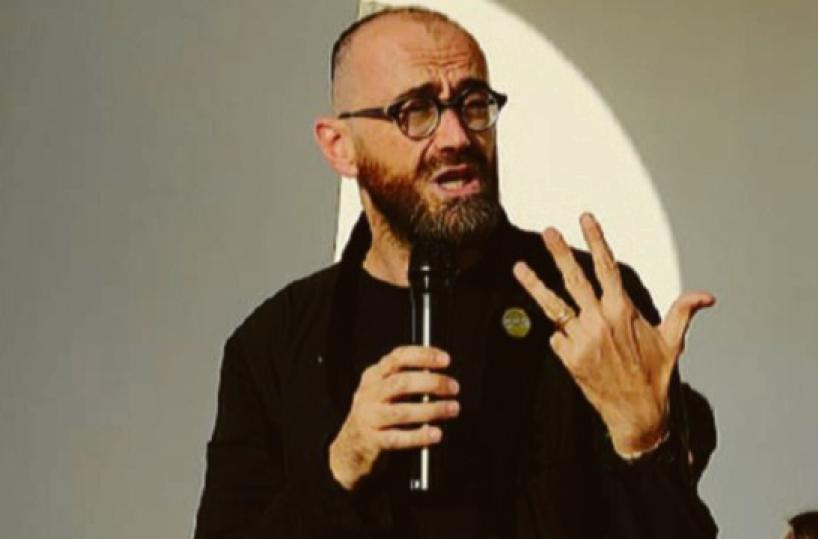 Regionali, il caso dell'ex capo del dipartimento Cultura: prima di dimettersi ha finanziato un festival nella zona in cui è candidato