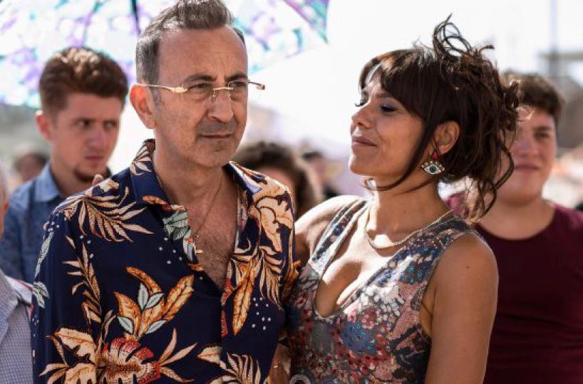 Una commedia brillante e amara racconta il mondo della camorra vissuto da un boss suo malgrado