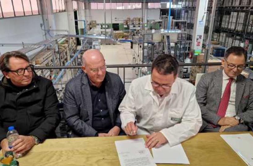 Detenuti al lavoro nella produzione d’olio ad Andria