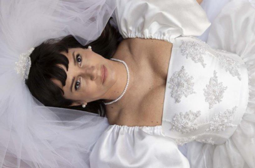 Torna «Envidiosa» commedia intima di vita e d’amore