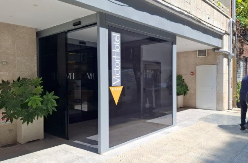 Hotel Victor a Bari, nella nuova società tanti nomi di Fondazione Puglia