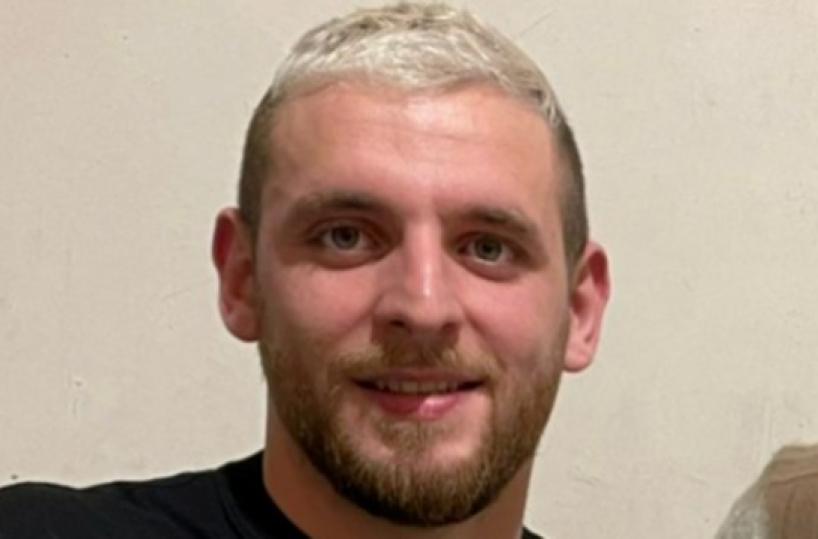 Giovane atleta aggredito a Turi: violenza su un campo di calcio a 5