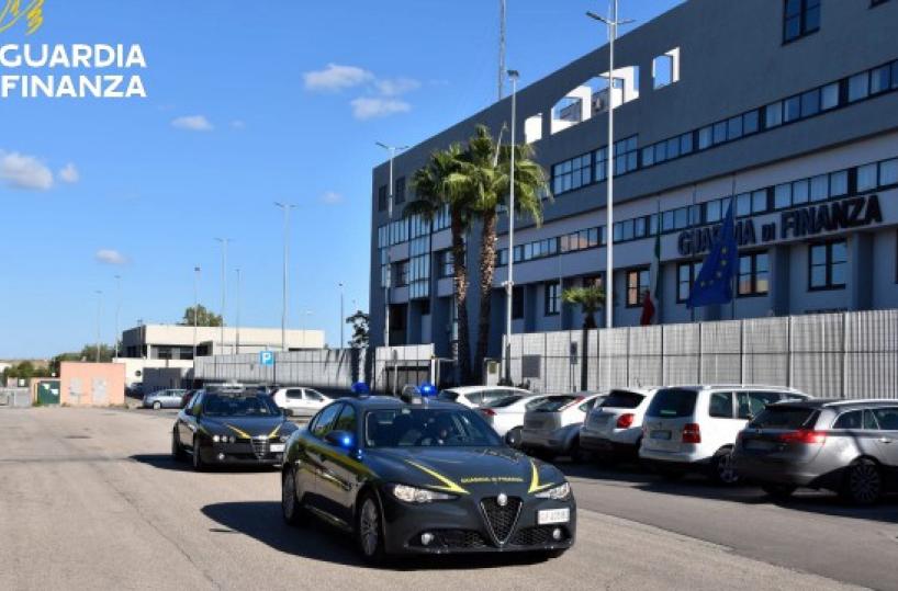 Taranto, maxi sequestro della Gdf tra auto e contanti per &laquo;Viktor&raquo; uno dei &laquo;capi&raquo; del rione Salinella