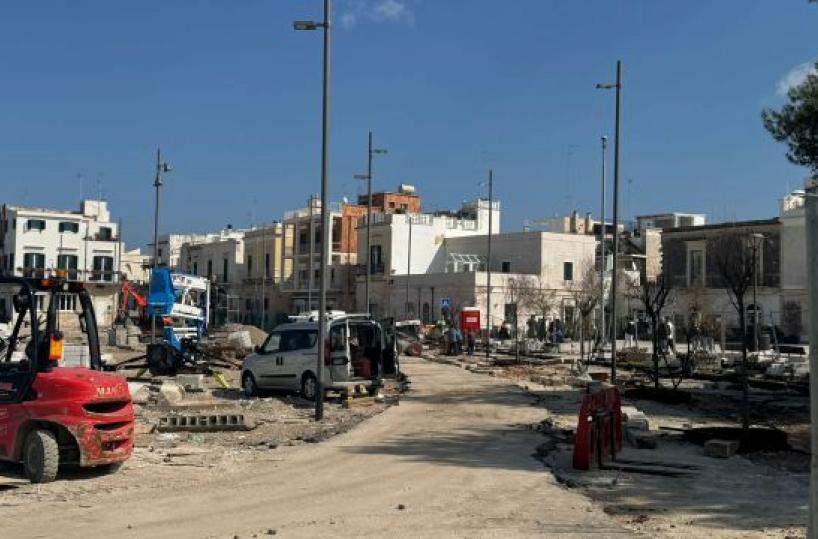 Bari Santo Spirito, cantiere infinito: i lavori dovevano finire a dicembre, ora si parla di Pasqua